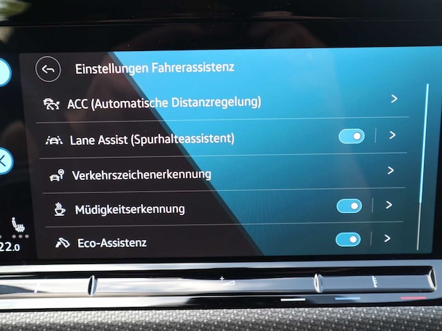 Volkswagen Golf R-Line Variant