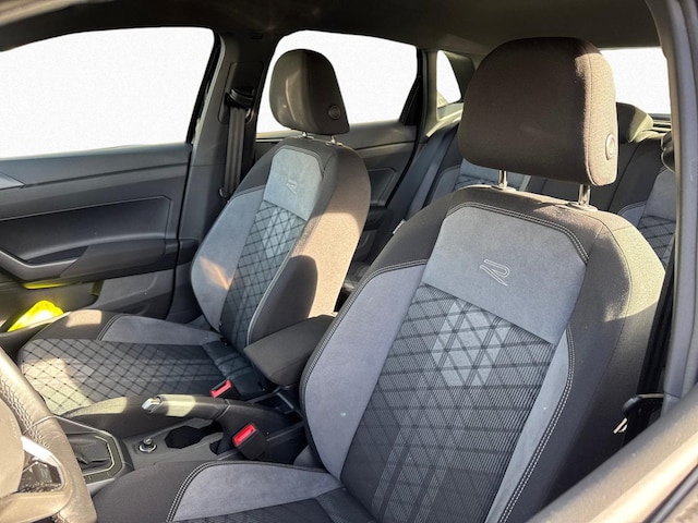 Volkswagen Polo 1.0 TSI DSG R-Line