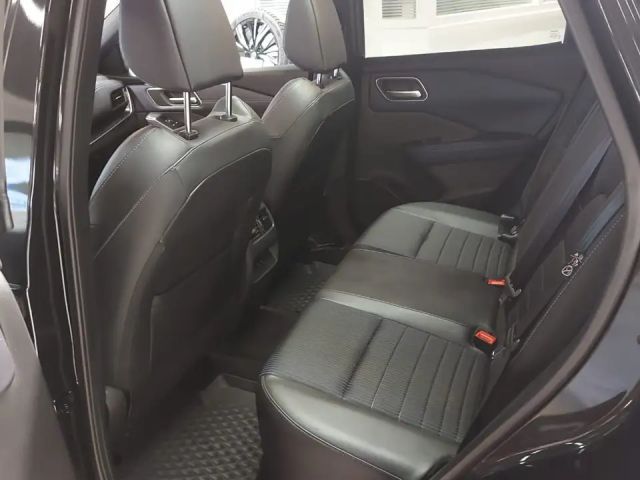 Nissan Qashqai AWD DIG-T Tekna