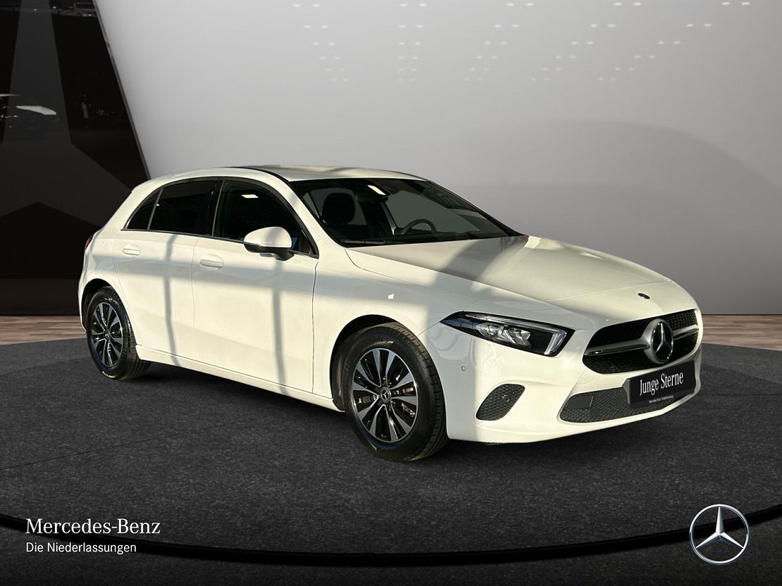 Mercedes-Benz A 180 A 180 d Style