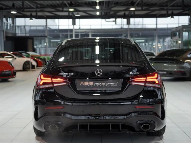 Mercedes-Benz A 35 AMG 4MATIC AMG Line