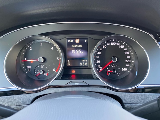 Volkswagen Passat 2.0 TDI Business DSG Variant