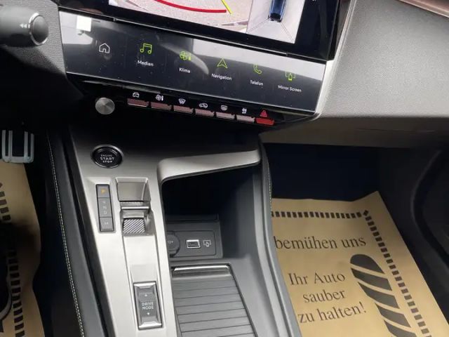 Peugeot 408 GT-Line Hybrid