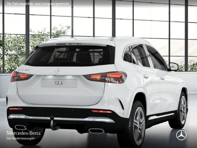 Mercedes-Benz GLA 180 AMG Line