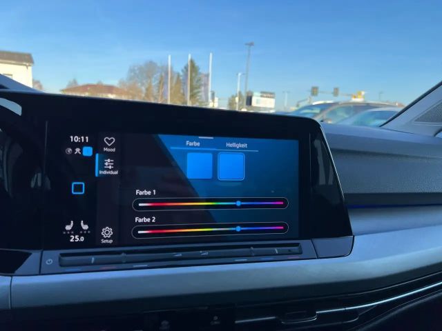 Volkswagen Golf Life Variant