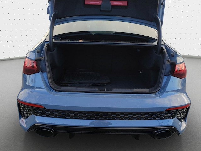 Audi RS3 Quattro S-Tronic Sedan