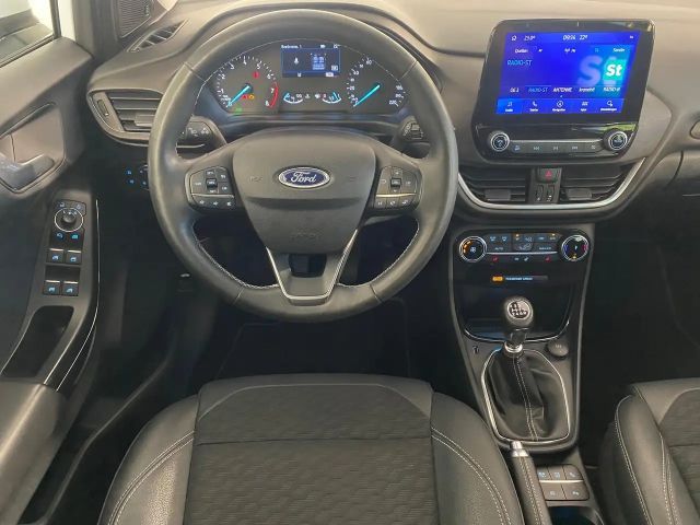 Ford Puma EcoBoost Titanium