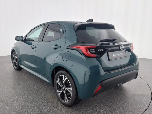 Toyota Yaris Active