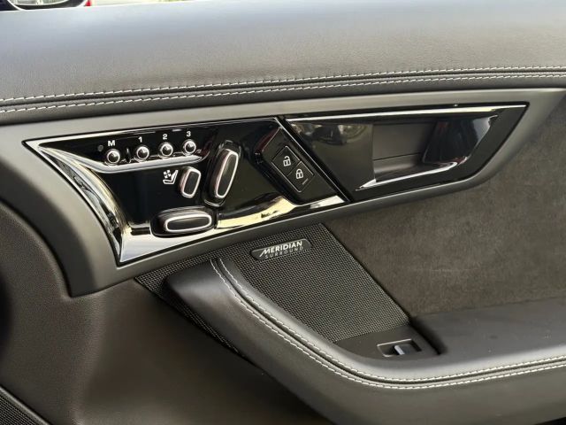 Jaguar F-Type AWD Cabriolet