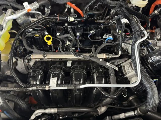 Ford Kuga Plug in Hybrid ST Line X