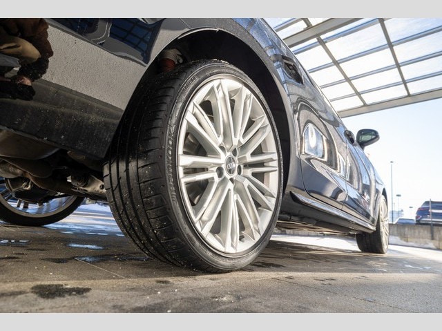 Audi A4 40 TFSI Avant S-Tronic