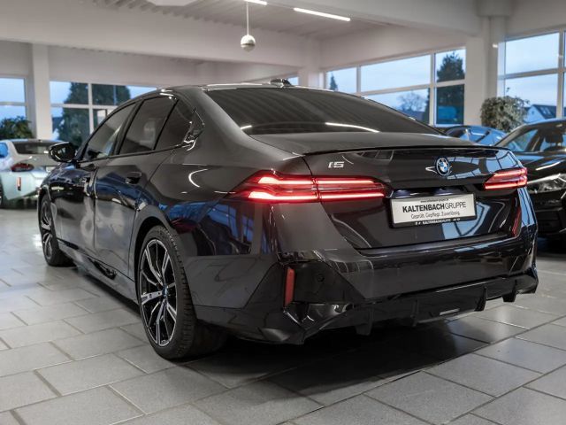 BMW i5 M60 Sedan xDrive