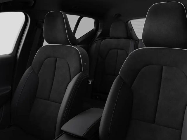 Volvo XC40 Dark Plus
