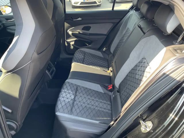 Volkswagen Golf 4Motion DSG R-Line