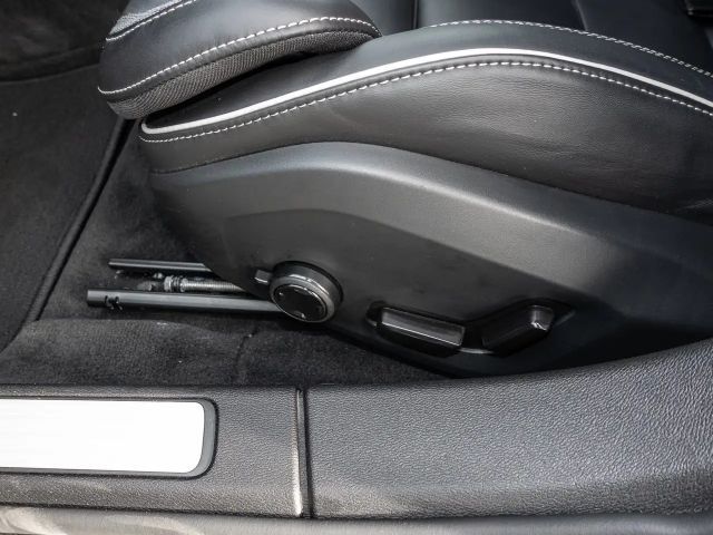 Volvo V60 Cross Country AWD Plus