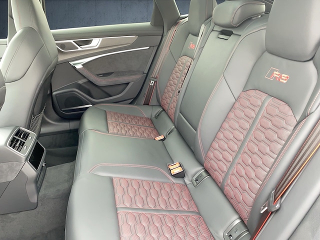 Audi A6 e-tron Avant Performance Quattro