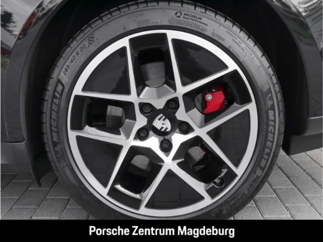 Porsche Taycan 4S