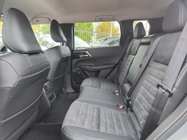 Mitsubishi Outlander 4WD