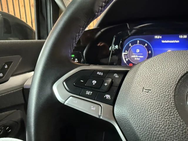 Volkswagen Golf DSG Variant