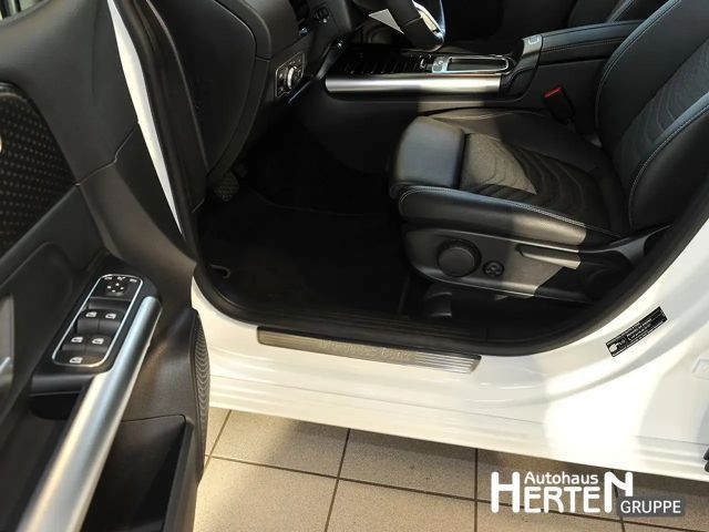 Mercedes-Benz B 180 Progressive Sedan