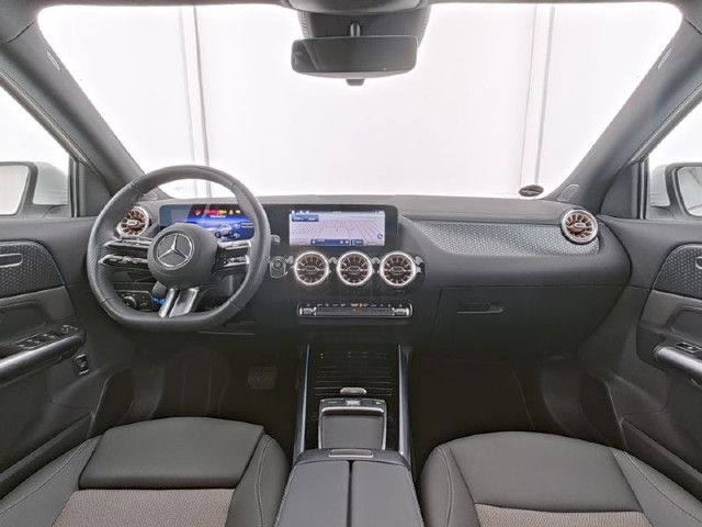 Mercedes-Benz EQA 300 4MATIC