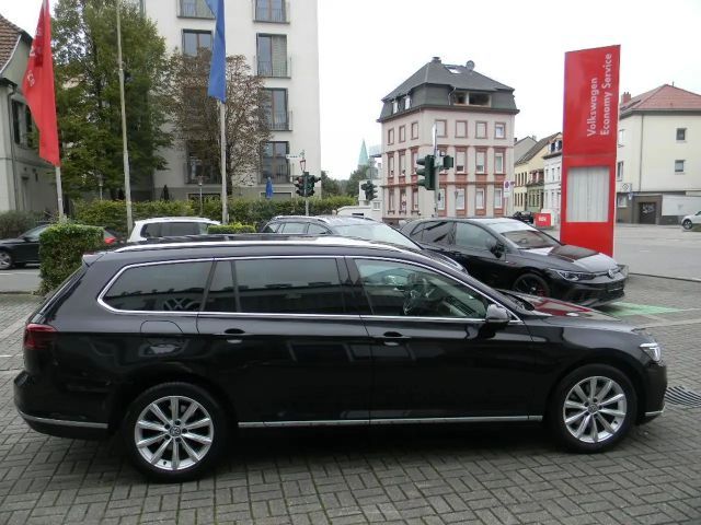Volkswagen Passat DSG Elegance Elegance Variant