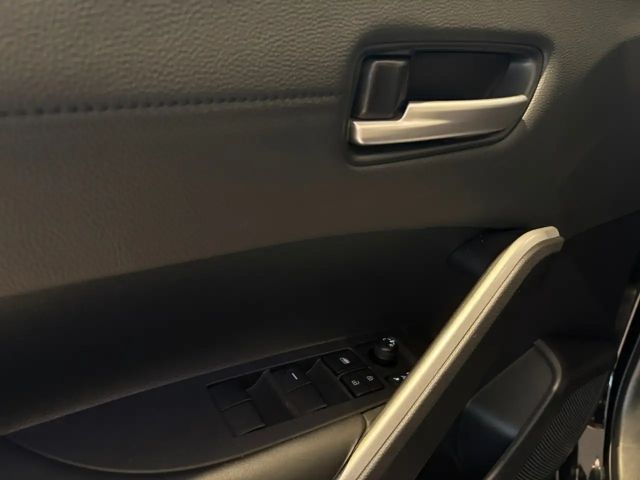 Toyota Corolla Cross Hybride Team D