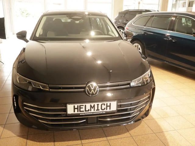 Volkswagen Passat 1.5 TSI Business DSG Variant