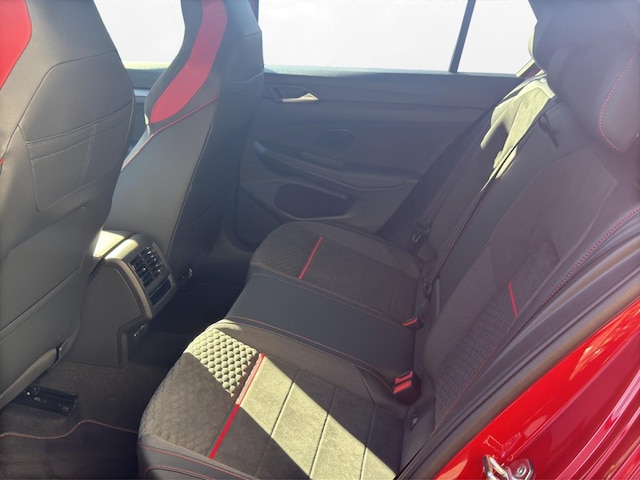 Volkswagen Golf 2.0 TSI DSG Golf VIII