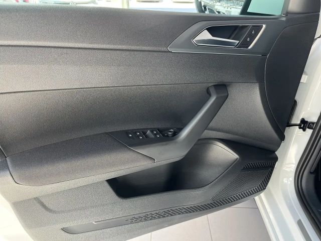 Volkswagen Taigo 1.0 TSI DSG R-Line