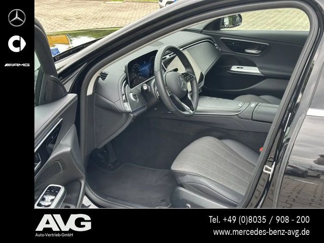 Mercedes-Benz E 200 AVANTGARDE Estate