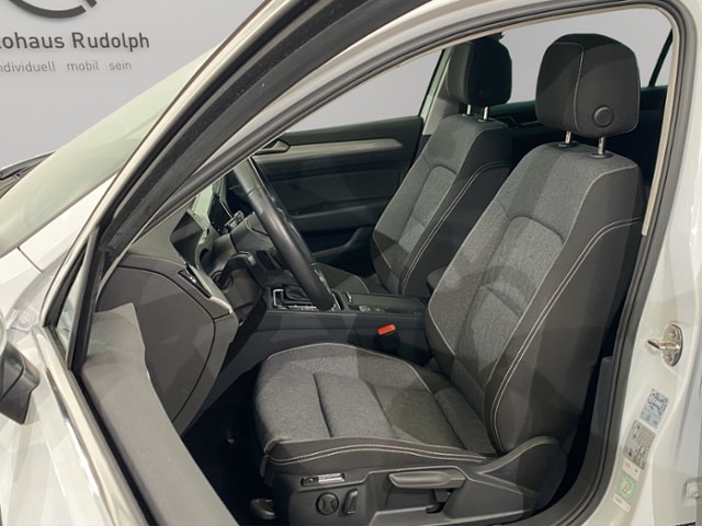 Volkswagen Passat 1.5 TSI DSG Variant