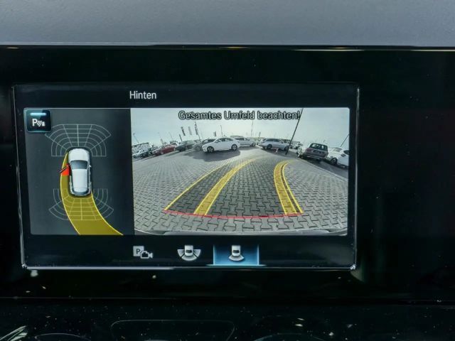 Mercedes-Benz GLA 180 Style