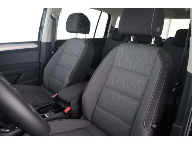 Volkswagen Touran 1.5 TSI DSG Move