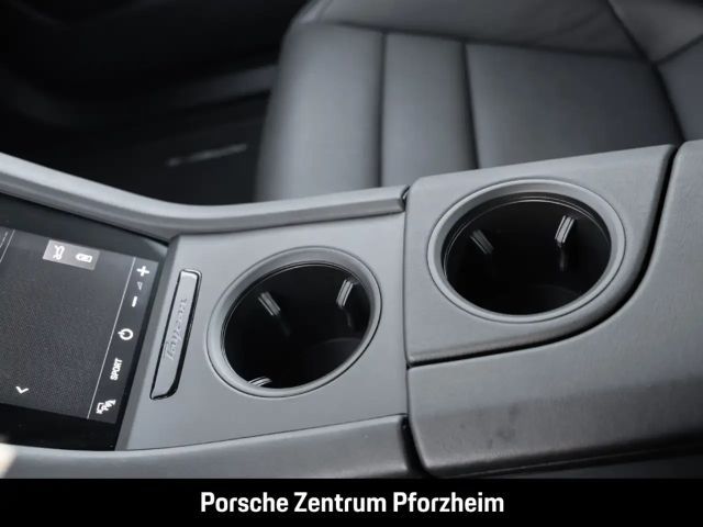 Porsche Taycan InnoDrive BOSE 20-Zoll Rückfahrkamera