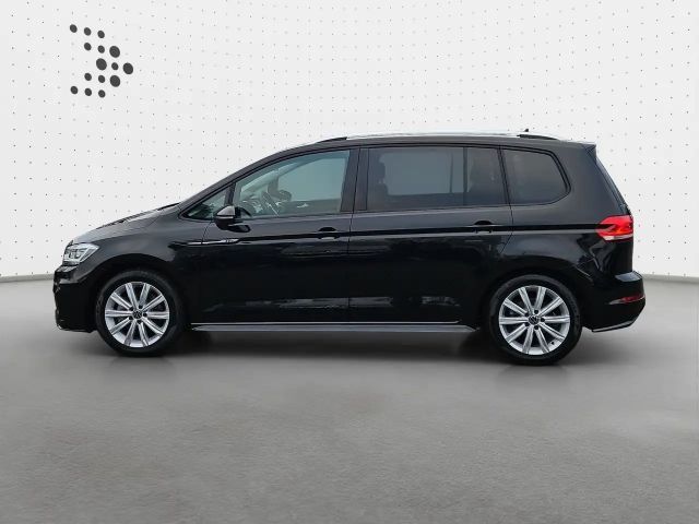Volkswagen Touran 1.5 TSI DSG IQ.Drive R-Line