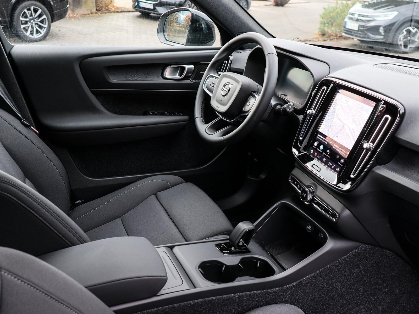 Volvo EX40 Extended range Plus Single motor