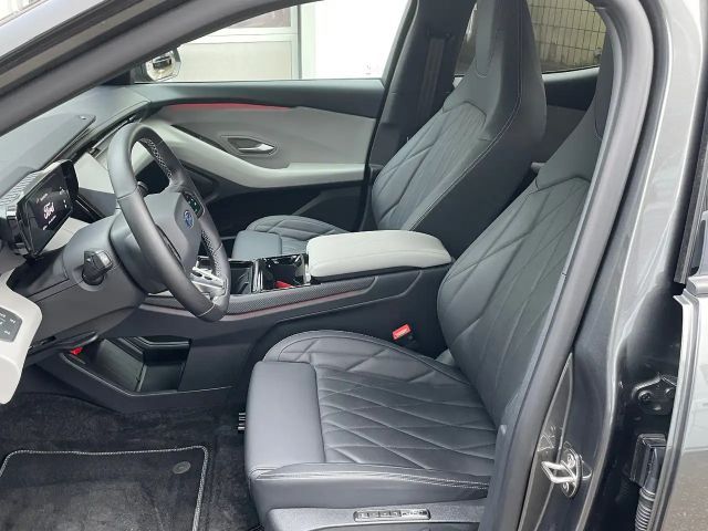 Ford Capri Premium RWD