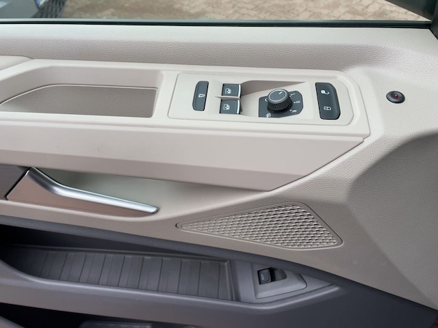 Volkswagen Multivan 2.0 TDI DSG Lang Life