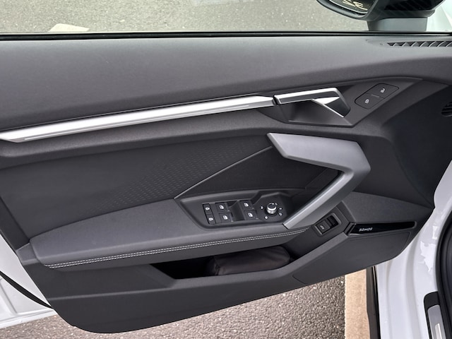 Audi A3 30 TFSI S-Line S-Tronic Sportback