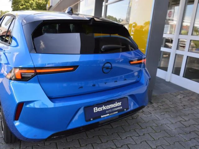 Opel Astra Ultimate