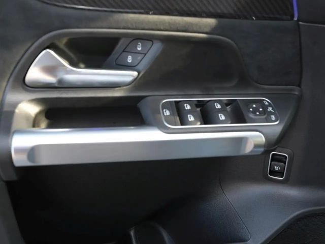 Mercedes-Benz GLB 200 AMG Line