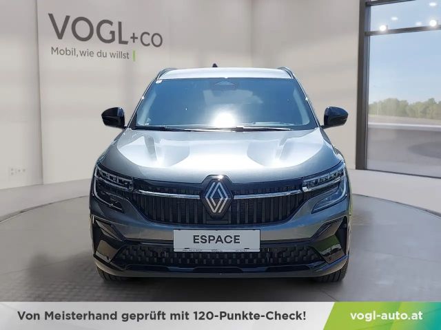 Renault Espace E-Tech Iconic