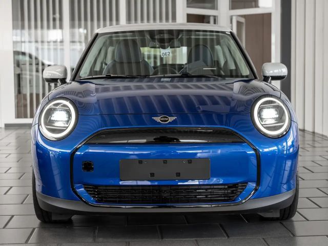 MINI Cooper E Classic Trim HUD LED NAVI KAMERA SHZ