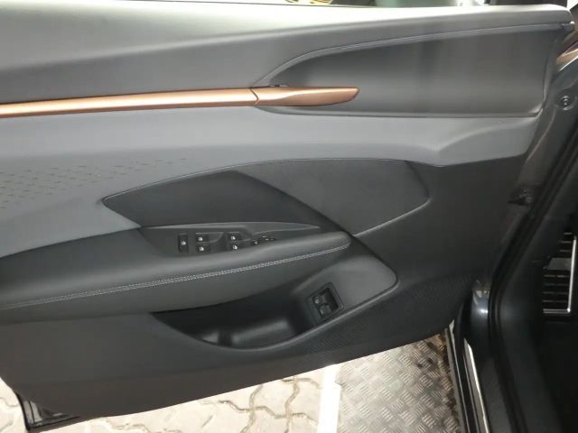 Cupra Terramar 1.5 e-Hybrid