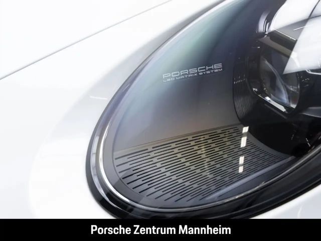 Porsche 992 4 Coupé GTS Targa