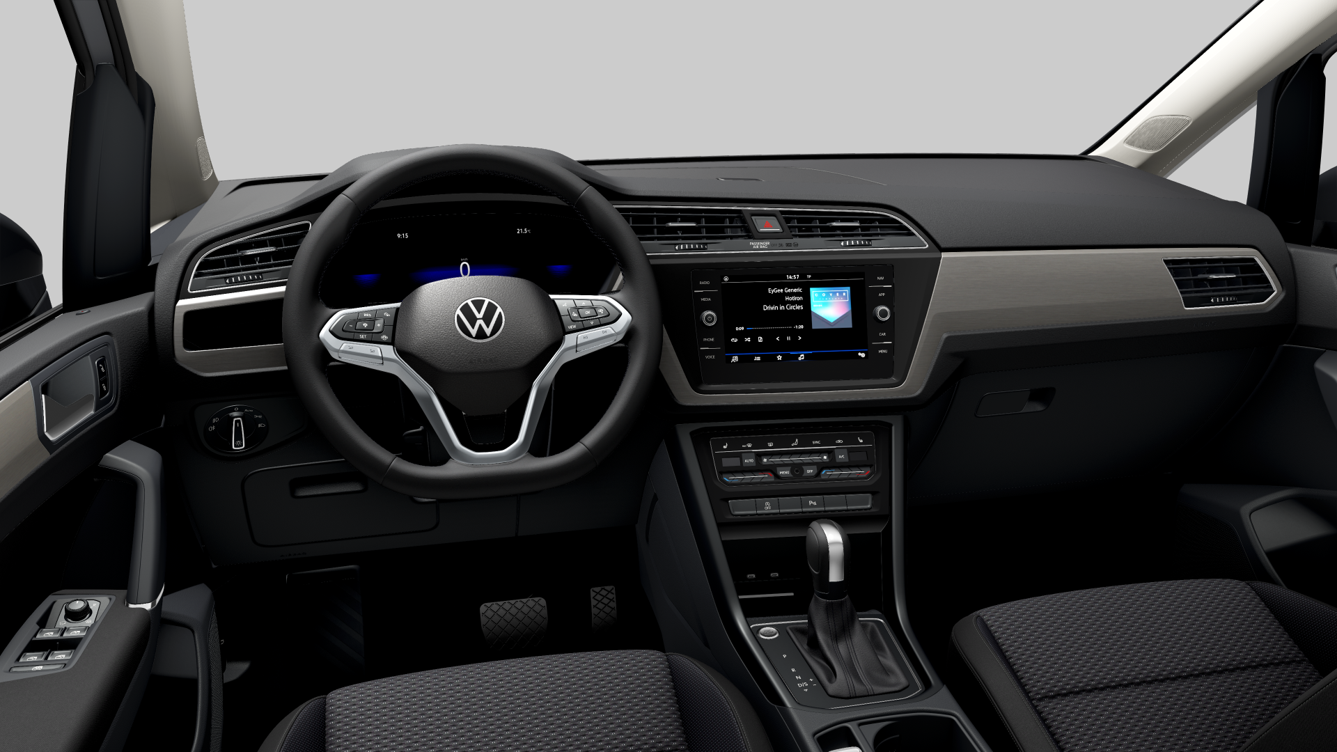 Volkswagen Touran 1.5 TSI DSG