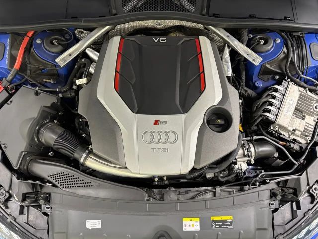 Audi RS4 Avant Quattro