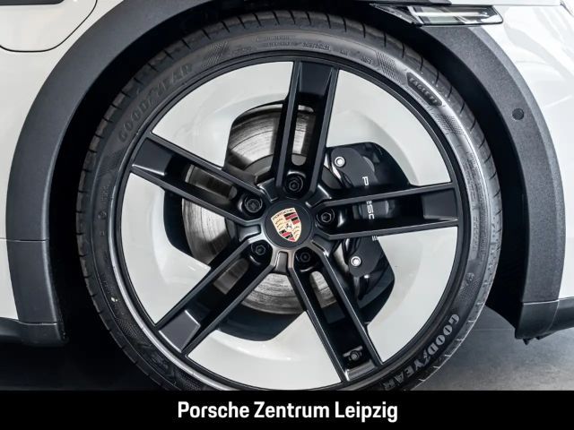 Porsche Taycan 4 Cross Turismo