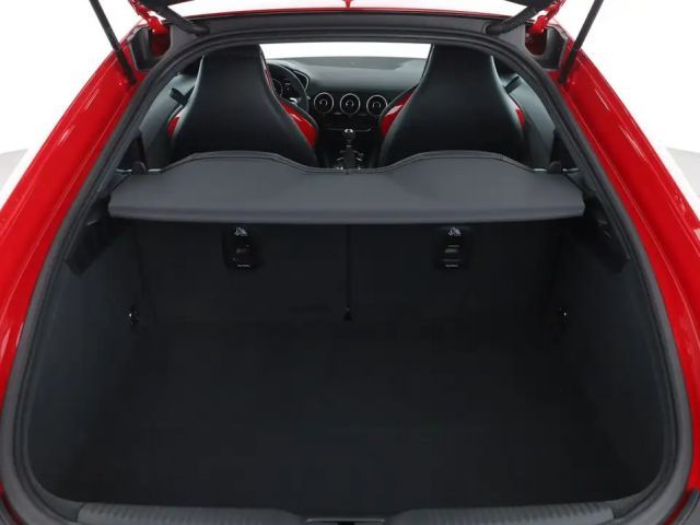 Audi RS Q3 Audi TT RS Coupé